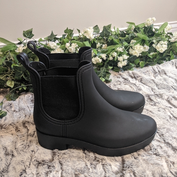 Jeffrey Campbell Shoes - Jeffrey Campbell Cloudy Waterproof Chelsea Boot